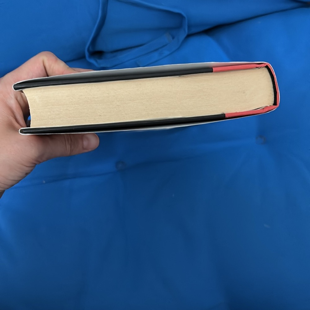 Stephen King Book Cell Hard Cover A Novel - Picture 9 of 15